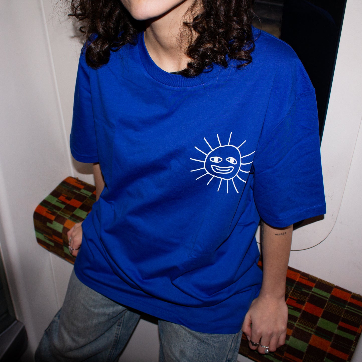 Vegan activism T-Shirt 'Paradise found' portrait front