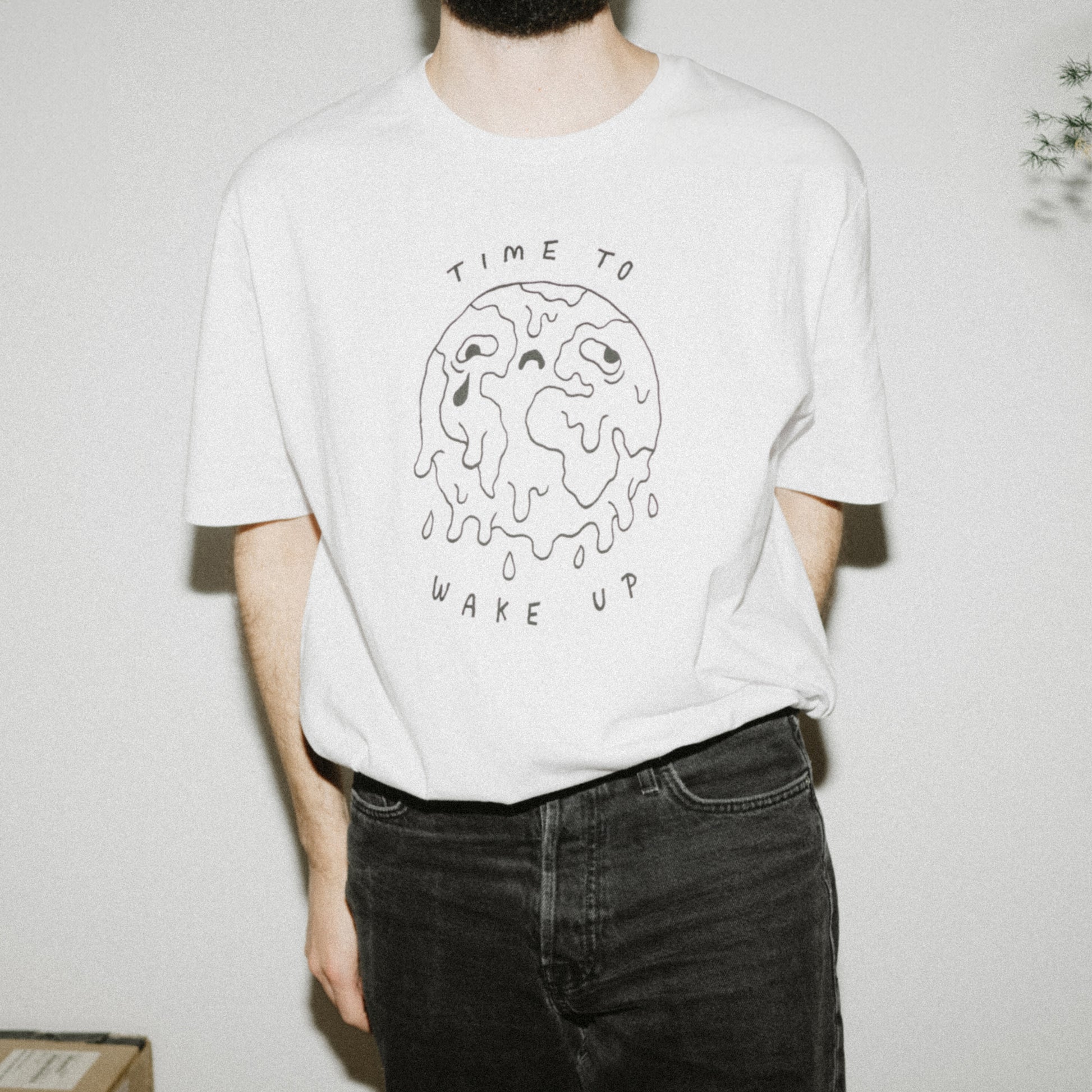 Vegan activism T-Shirt 'Time to wake up', white, portrait front 